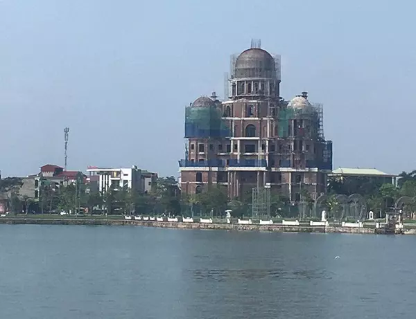 Lâu đài Hải Linh Place