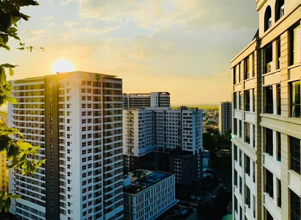 view nhin tu can ho garden gate ra duong hong ha