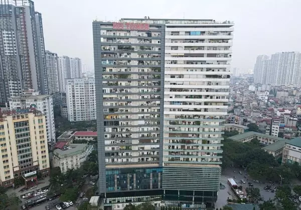 so-sanh-bien-dong-gia-cua-can-ho-chung-cu-hei-tower-va-stellar-garden-onehousing-2