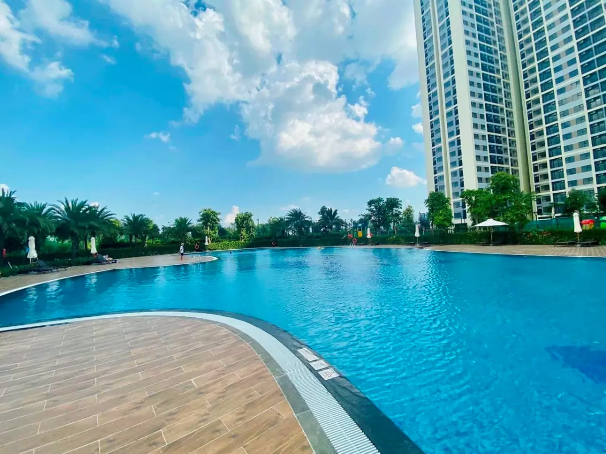 Hồ bơi nội khu Vinhomes Grand Park quận 9