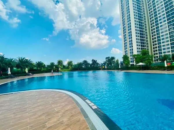 Hồ bơi nội khu Vinhomes Grand Park quận 9