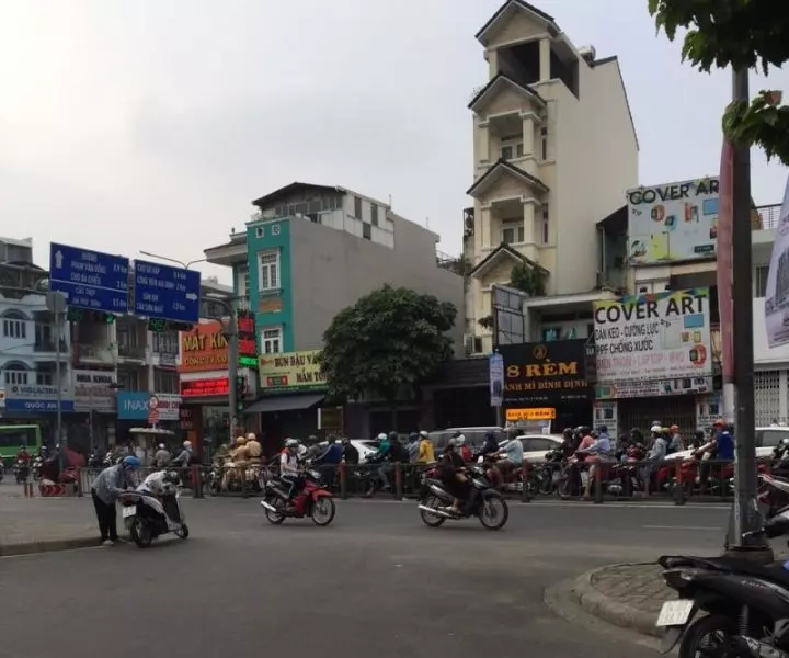 Mua bán nhà Phan Văn Trị mặt phố gần đường lớn, thích hợp cho thuê làm văn phòng hoặc kinh doanh