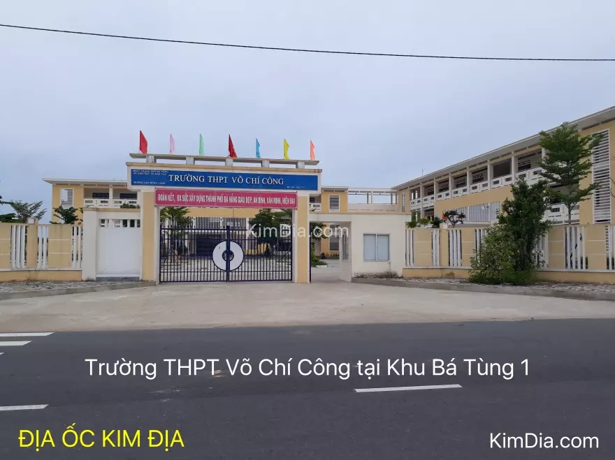 Đường Mai Đăng Chơn chạy qua Khu Bá Tùng 1,2 và cả Bá Tùng mở rộng