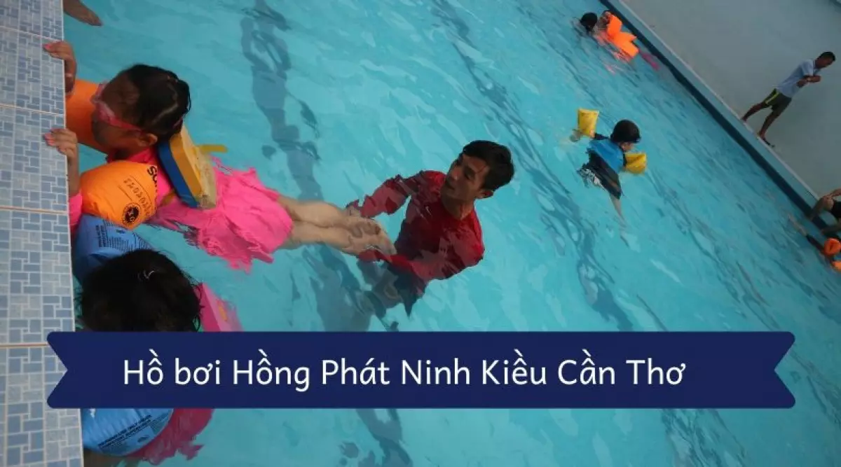 Hồ Bơi Hồng Phát