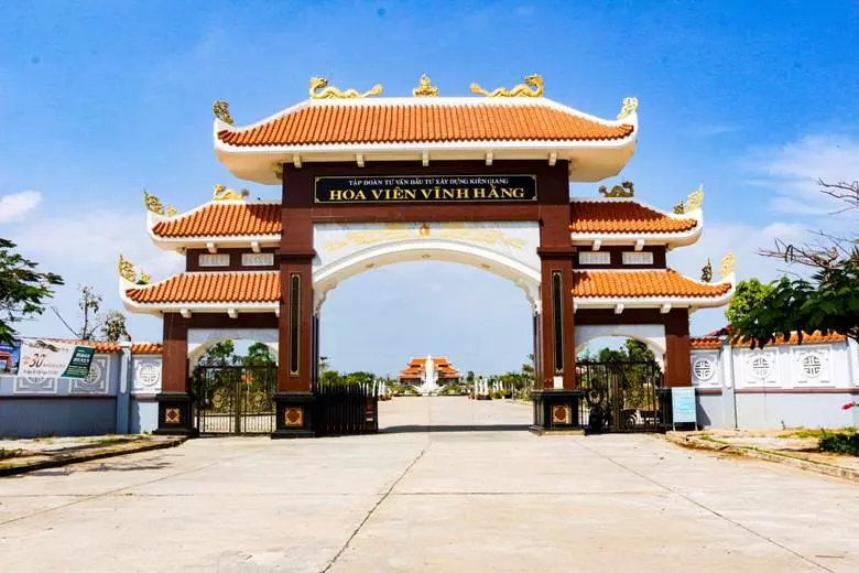 Lối vào Hoa viên