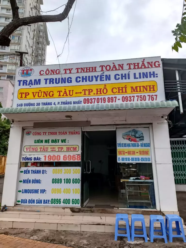 Trạm xe Đường Mới