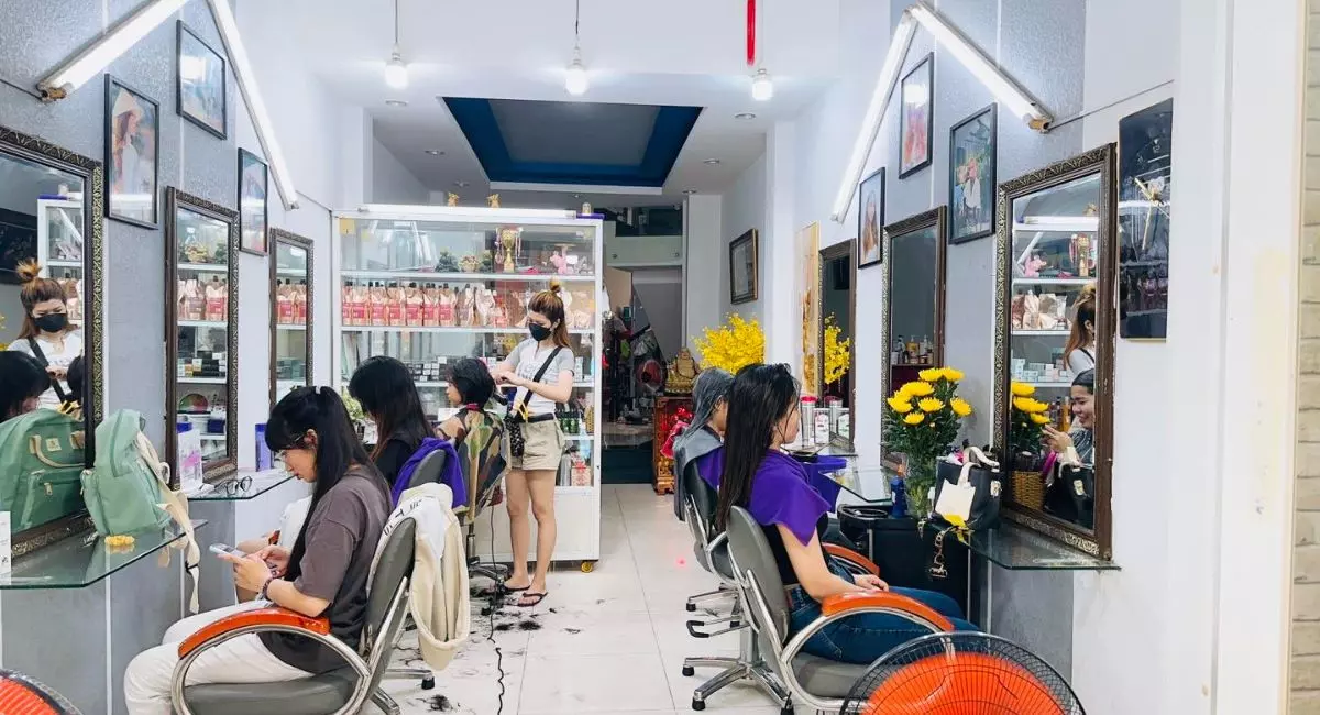 Salon boo- tiệm cắt tóc nữ đẹp ở quận 10