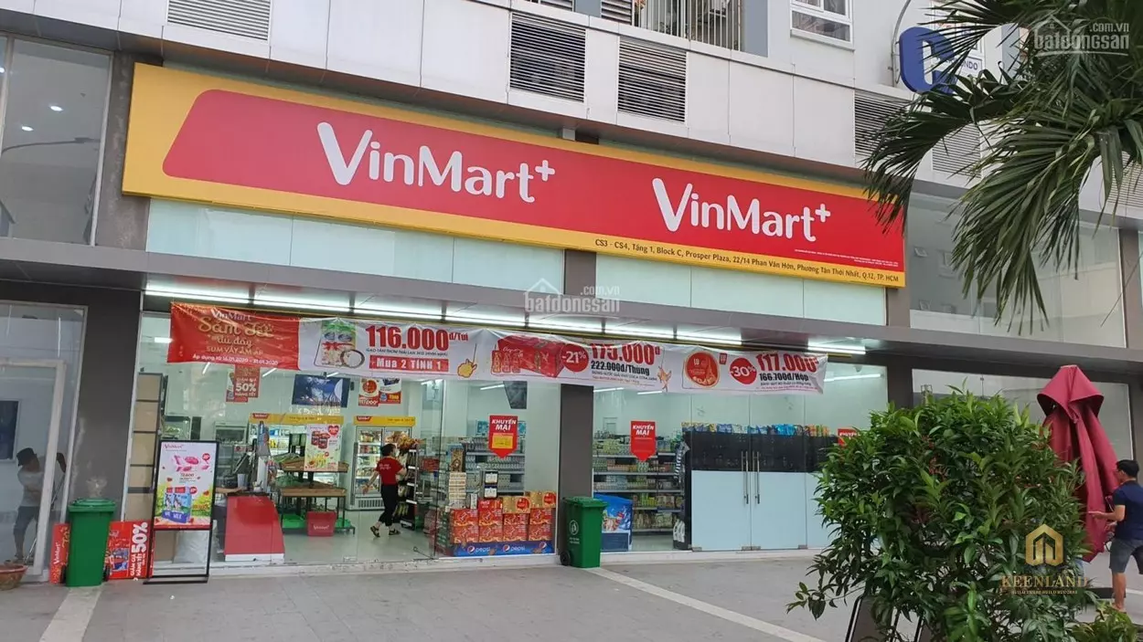 Siêu thị Vinmart ngay trước chung cư Lakeview Tower Quận 12