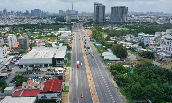 Giá nhà riêng đường Nguyễn Thị Thập, Quận 7, TP. HCM hiện tại là bao nhiêu?