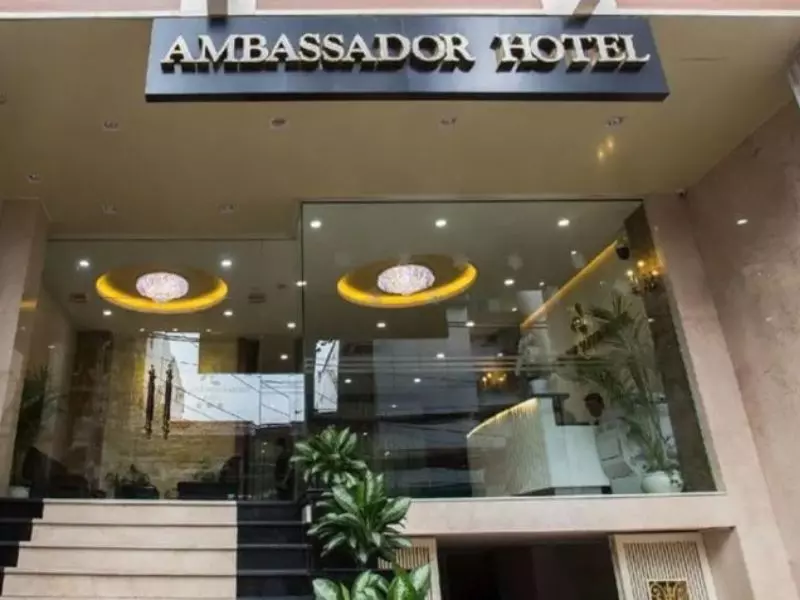 Khách sạn đẹp quận 1 Ambassador Hotel