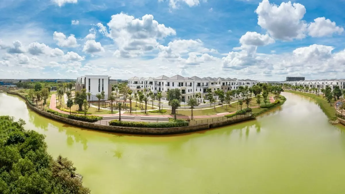 Shophouse hai mặt tiền tại River Park 2 - Aqua City