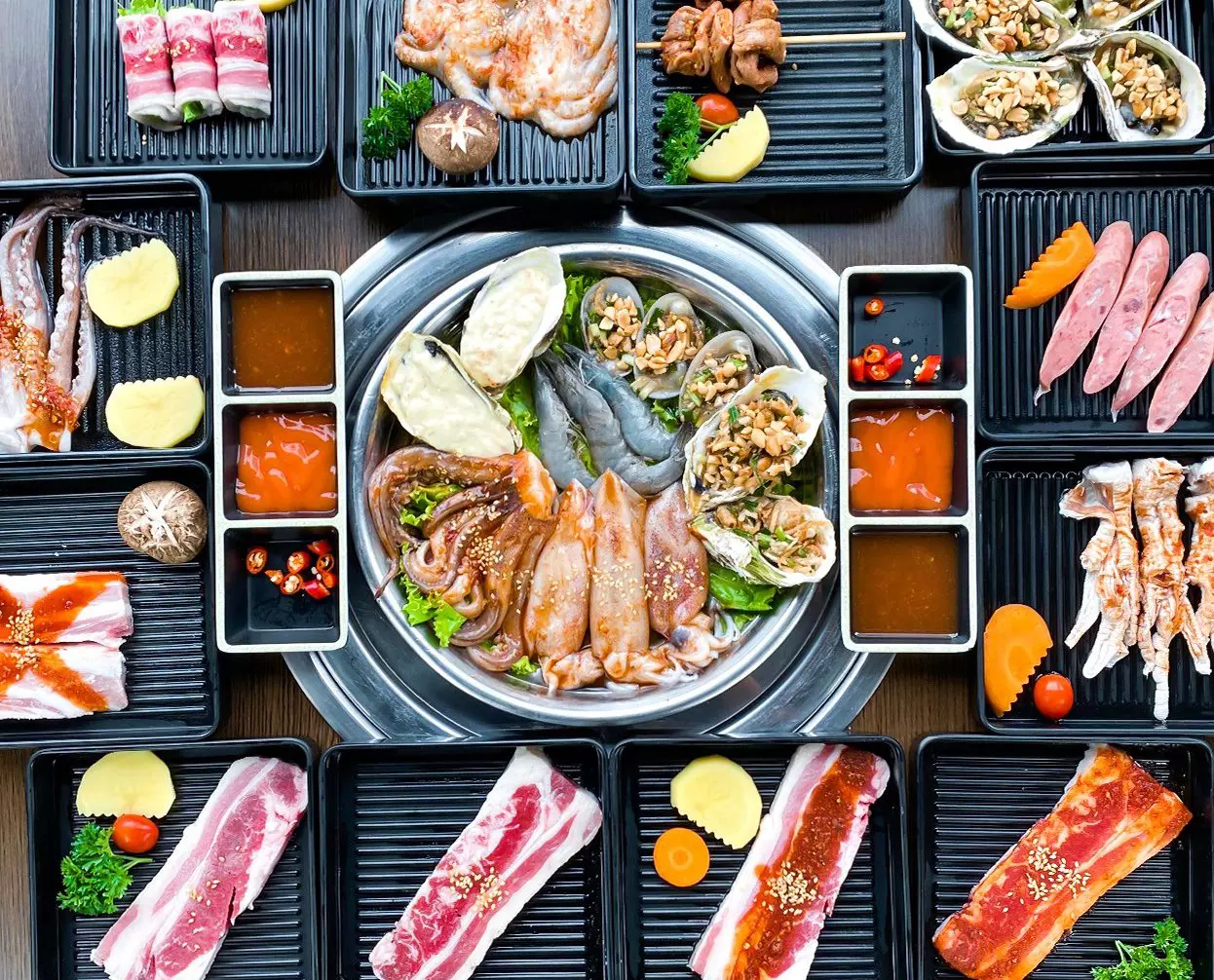 Buffet hải sản Hà Nội Deli