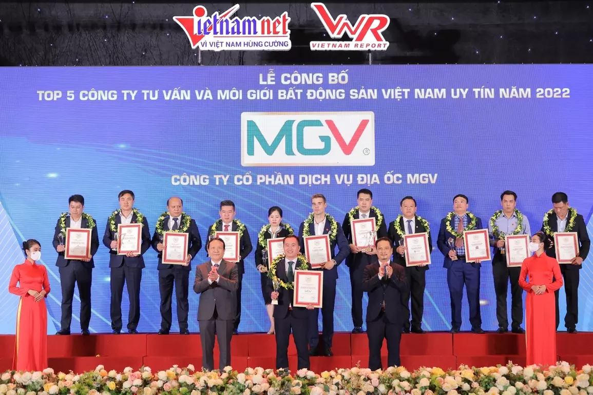 Bảng xếp hạng Top 5 Công ty tư vấn và môi giới bất động sản Việt Nam uy tín năm 2022