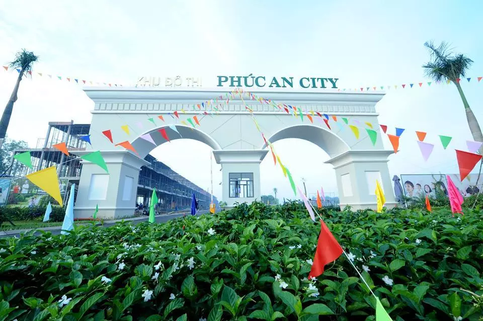 Cổng vào dự án Phúc An City đã hoàn thành